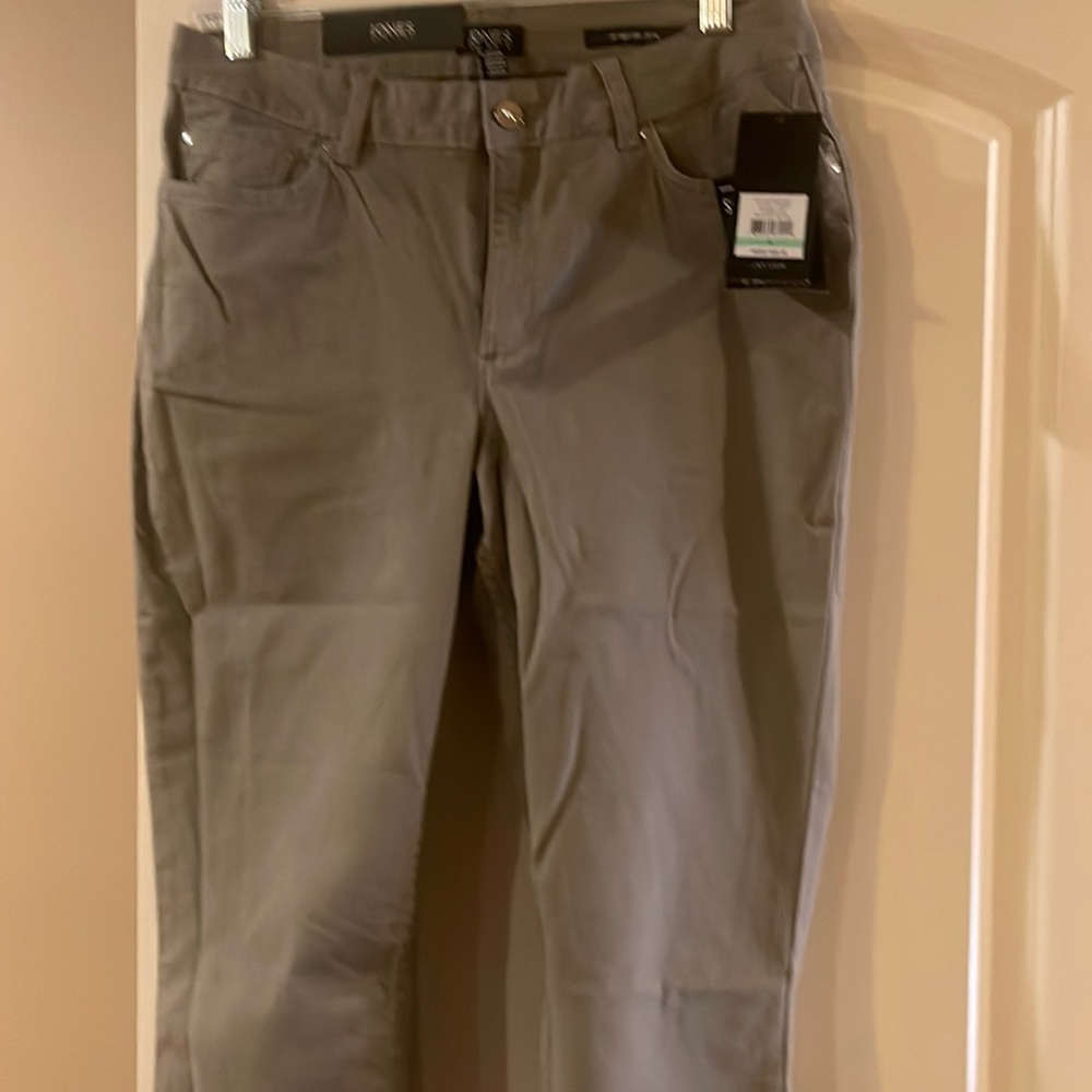 Jones New York skinny Capri